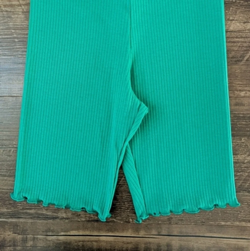 NWT Old Navy Green Bike Shorts